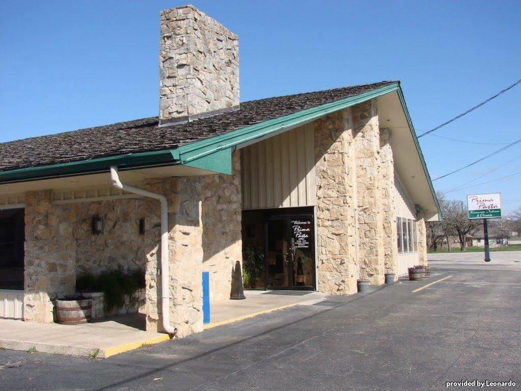 Days Inn By Wyndham Gatesville Eksteriør bilde